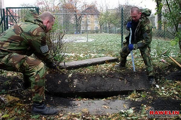 Nawiązanie współpracy z Muzeum Historycznym Miasta Krakowa Odział Pomorska 2 i z Radą Dzielnicy V Miasta Krakowa – prace porządkowe w schronie przeciwlotniczym nr 2 ul. Królewska.
